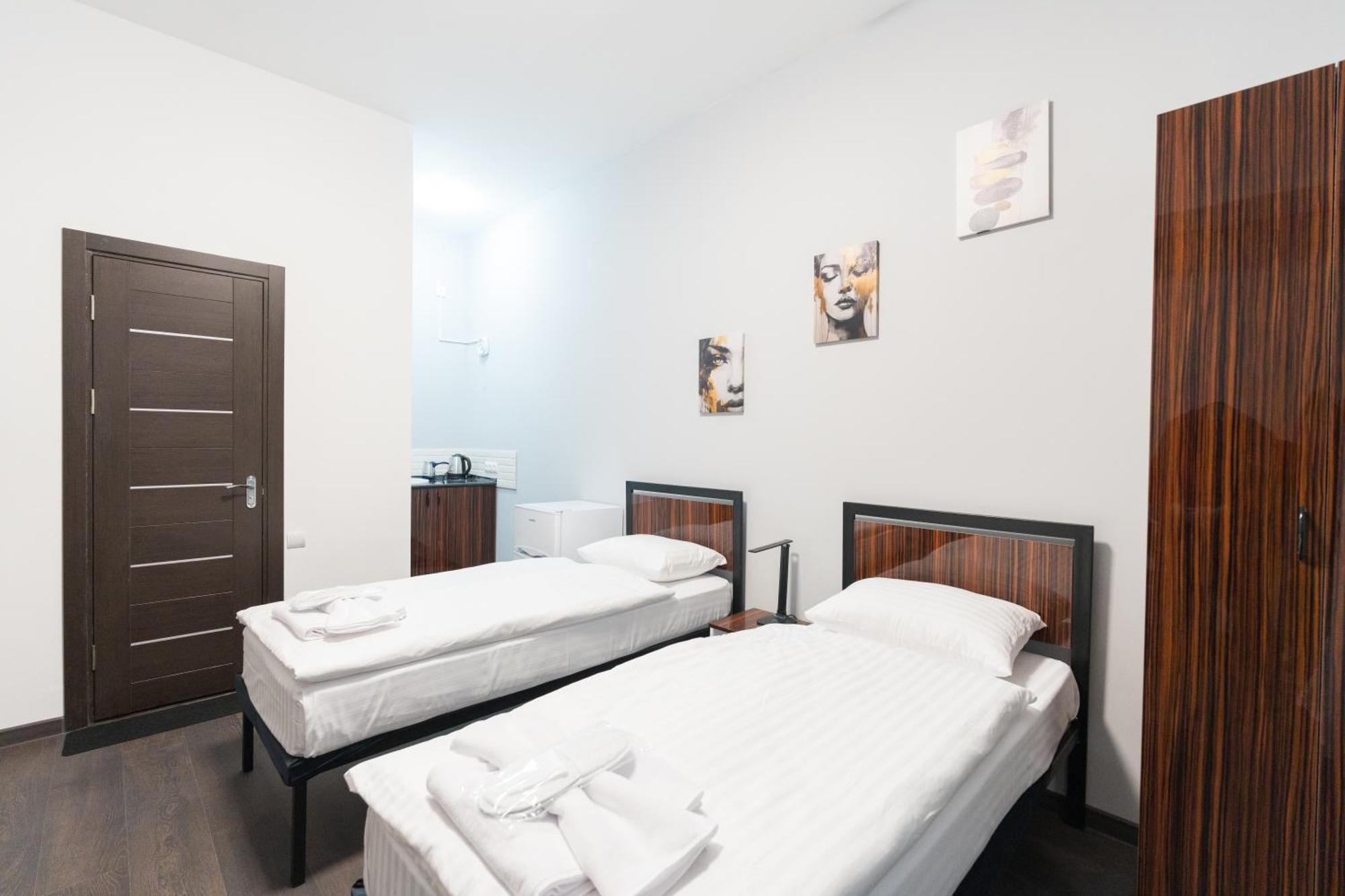 Gh Family Hotel Yerevan Ngoại thất bức ảnh