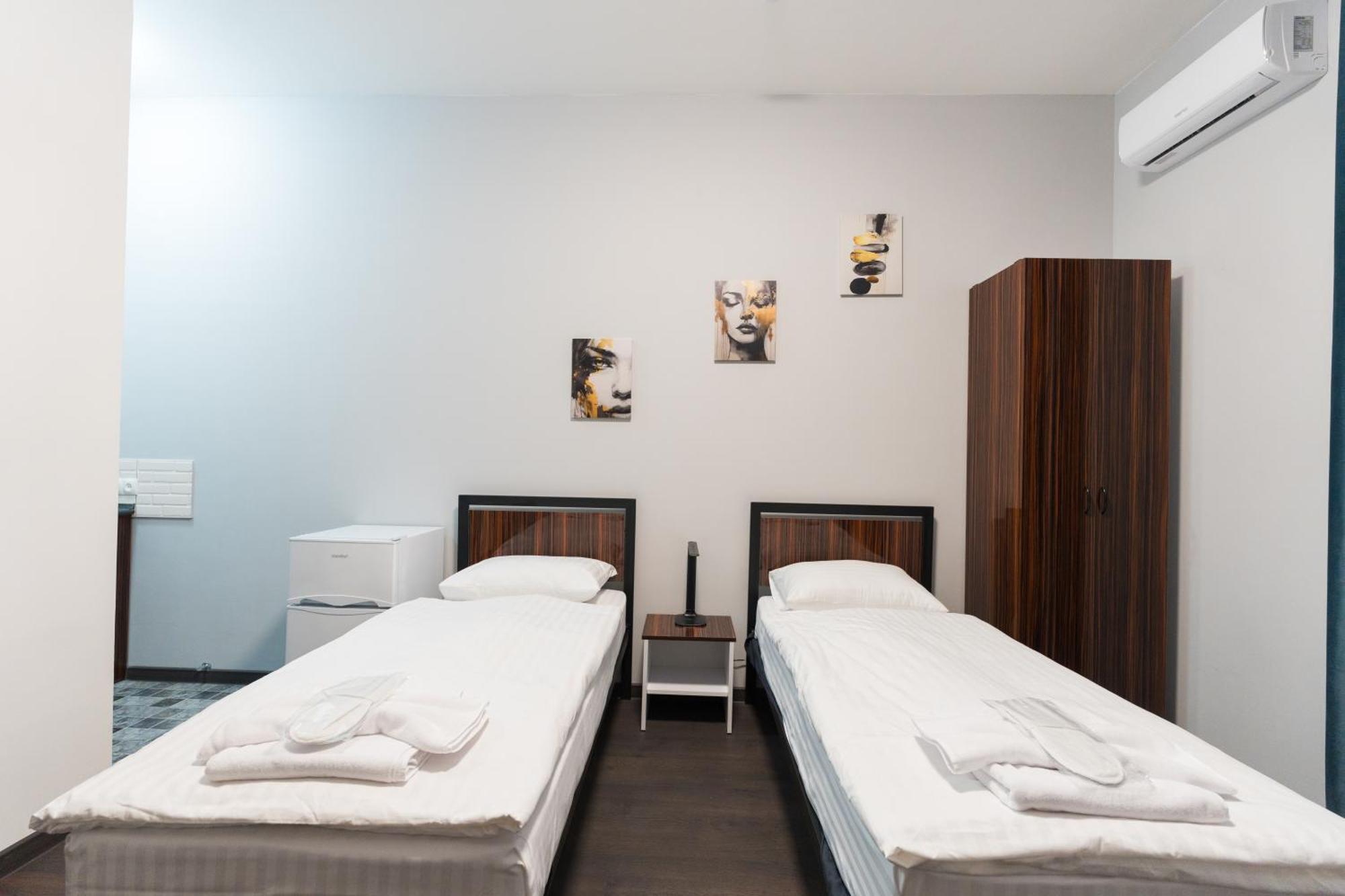 Gh Family Hotel Yerevan Ngoại thất bức ảnh