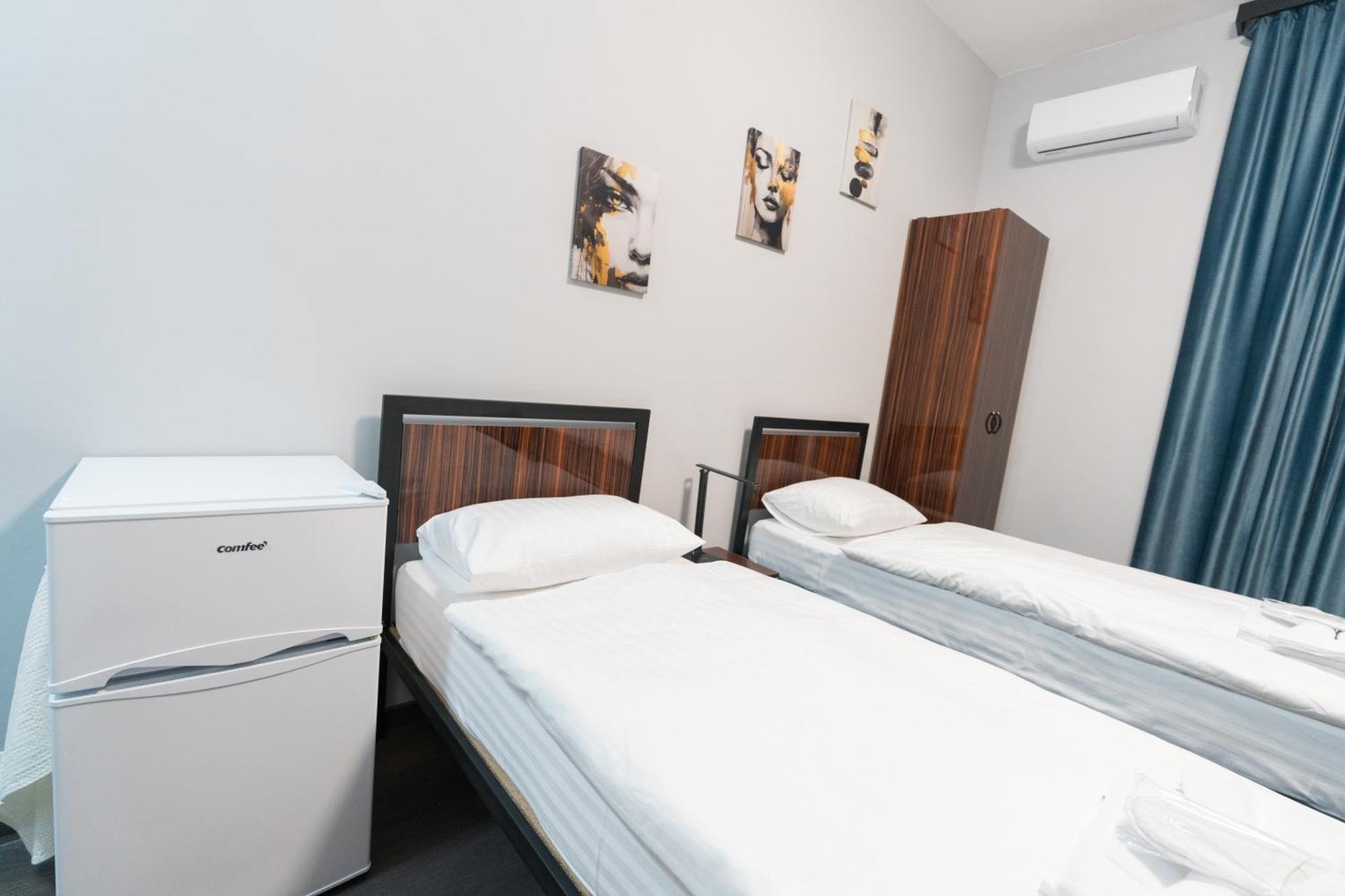 Gh Family Hotel Yerevan Ngoại thất bức ảnh